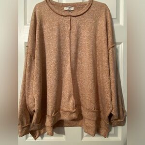 Zenana Outfitters Tan Tunic Top